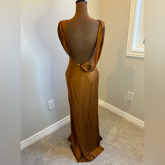 FAME and PARTNERS Francois Bronze Gown - Picture 7 of 13